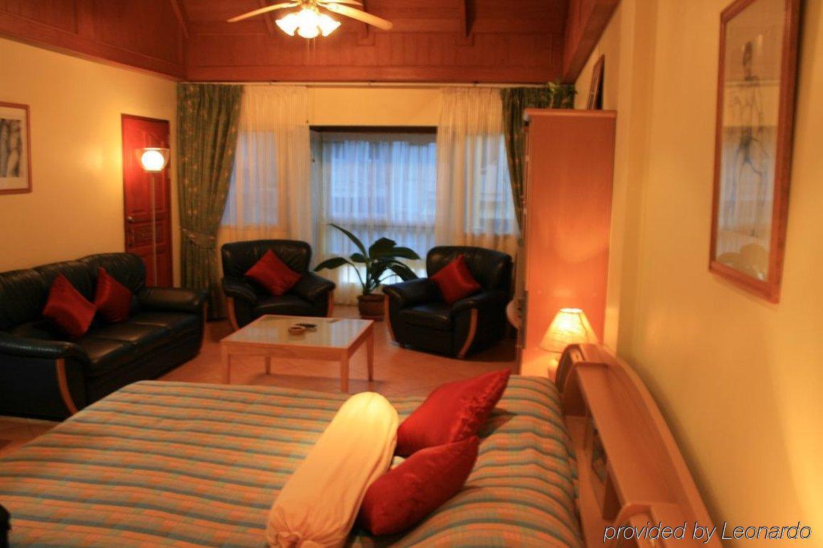 Aquarius Gay Guesthouse & Sauna Patong Zimmer foto